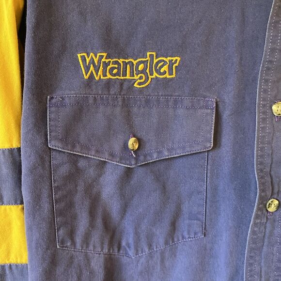 Wrangler Western Shirts Men’s Size Medium Button Up Embroidered Spell Out - Picture 3 of 11